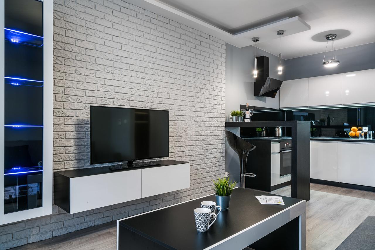 Ferienwohnung RentPlanet - Odra Tower Breslau Exterior foto